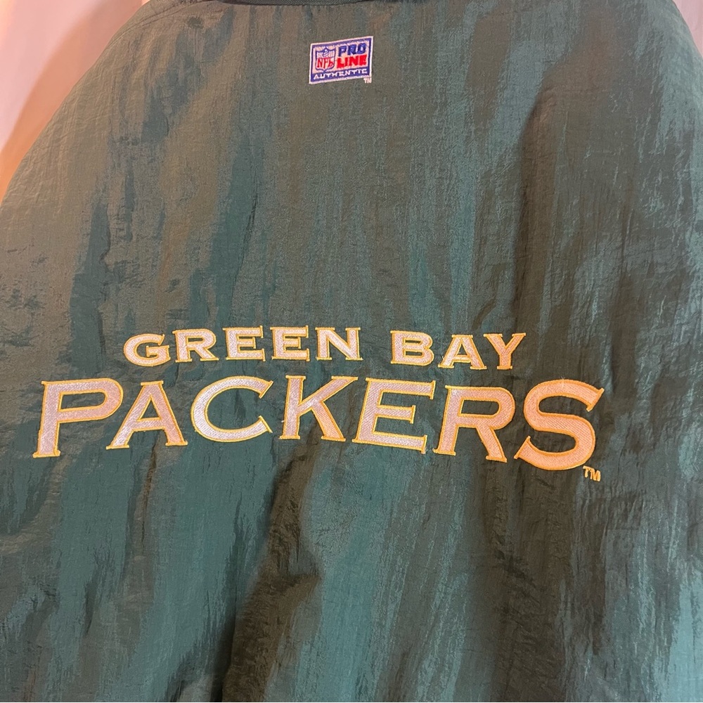 Vintage NFL Pro Line Green Bay Packers Jacket - Picture 12 of 14